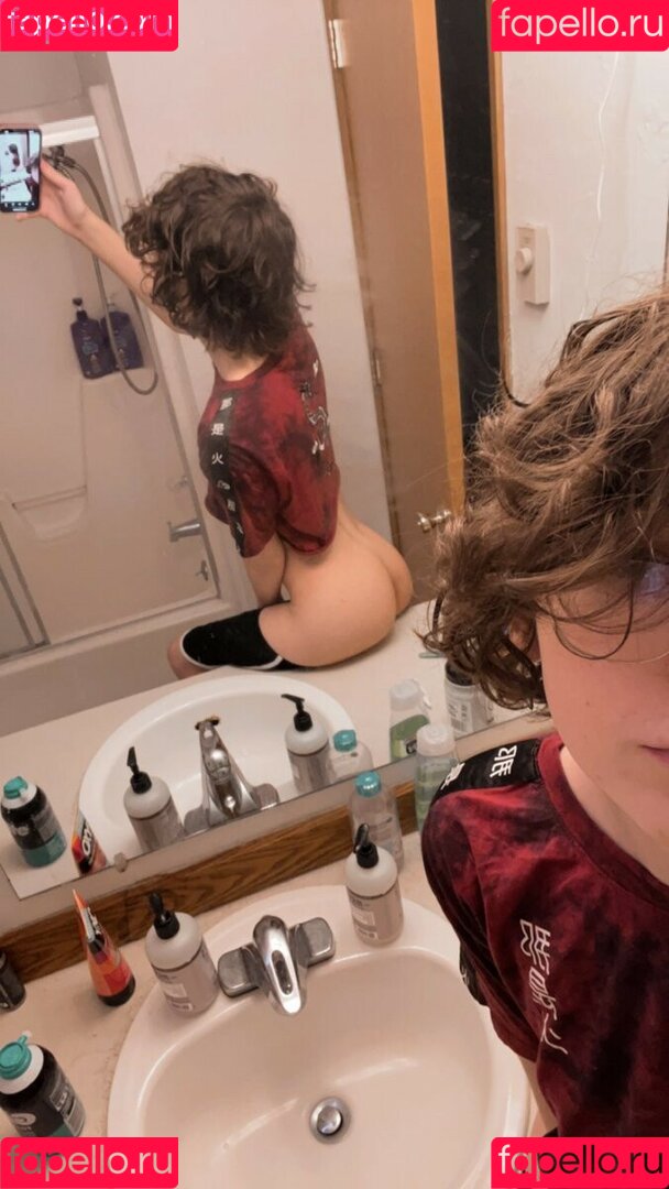 Bellafwee Onlyfans Photo Gallery 