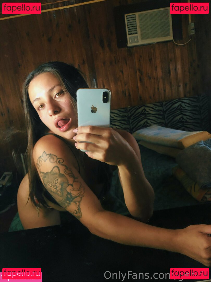 georlu Onlyfans Photo Gallery 