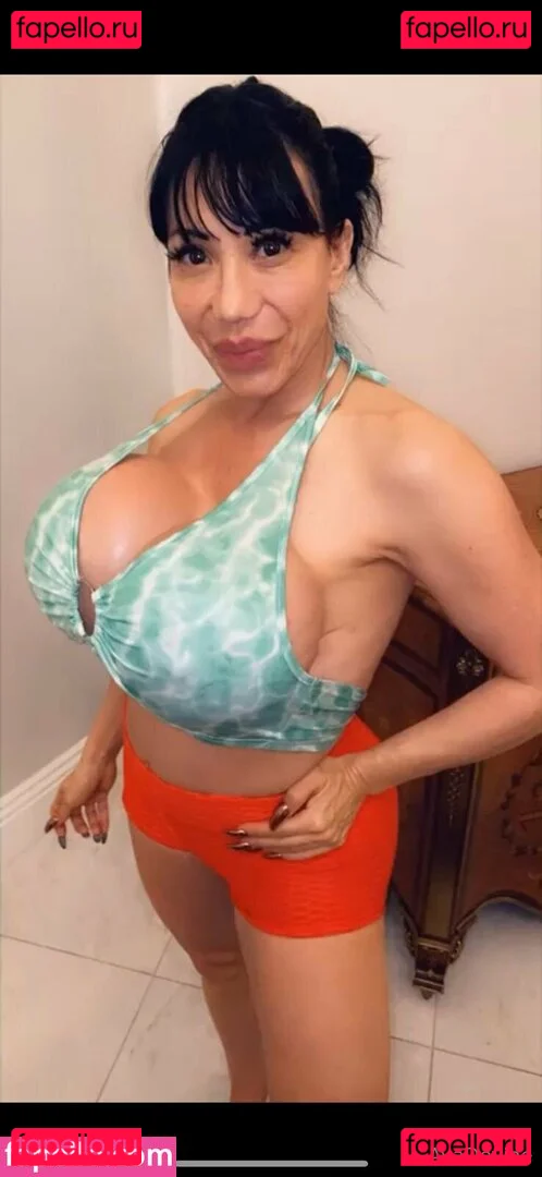 avadevine Onlyfans Photo Gallery 