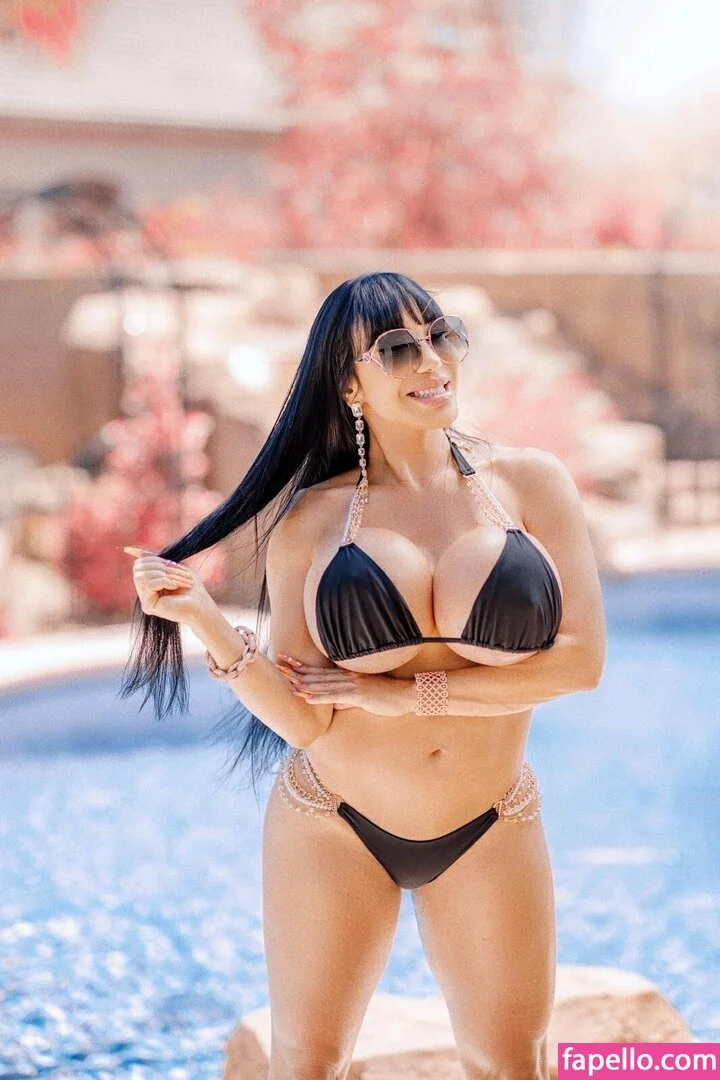 avadevine Onlyfans Photo Gallery 