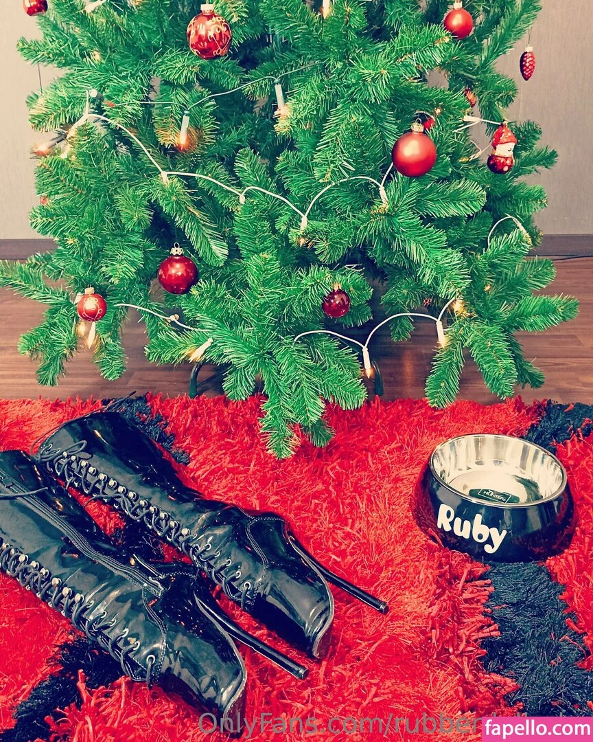 rubberdollruby Onlyfans Photo Gallery 