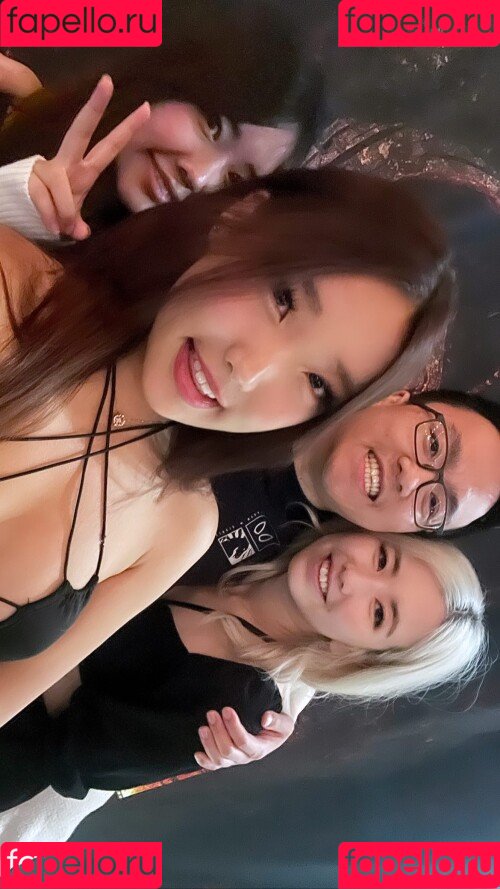 nekogir1 Onlyfans Photo Gallery 