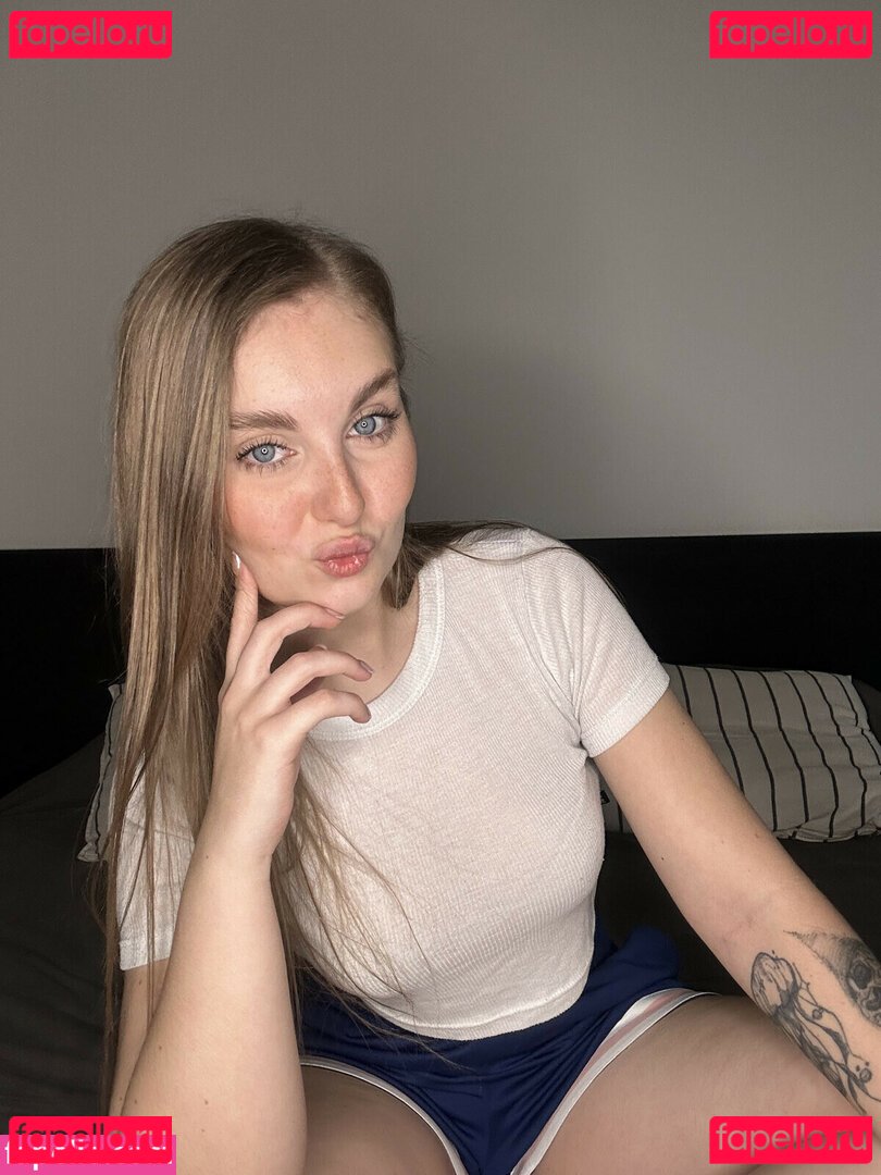 amysynn Onlyfans Photo Gallery 