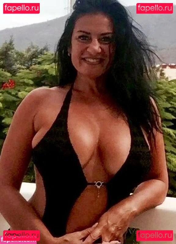 Angela Cavagna Onlyfans Photo Gallery 