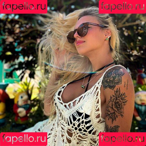 Leticia Ferrazzani Onlyfans Photo Gallery 