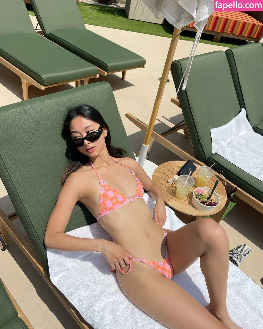 thuvnn Onlyfans Photo Gallery 