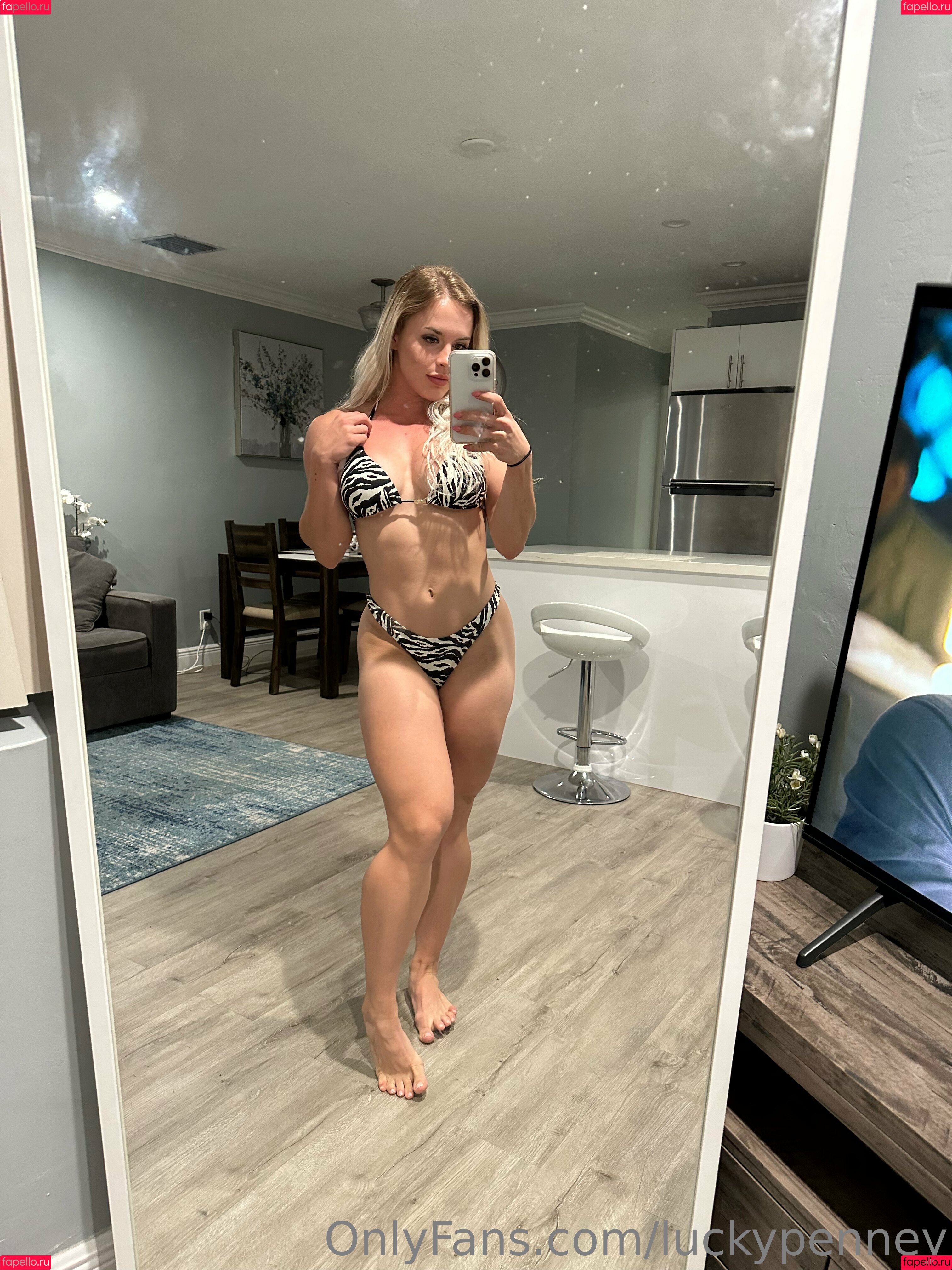 Ashton Penney Onlyfans Photo Gallery 