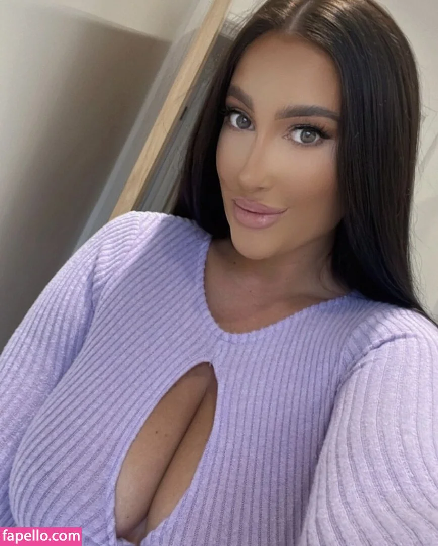 Kirstie V Onlyfans Photo Gallery 