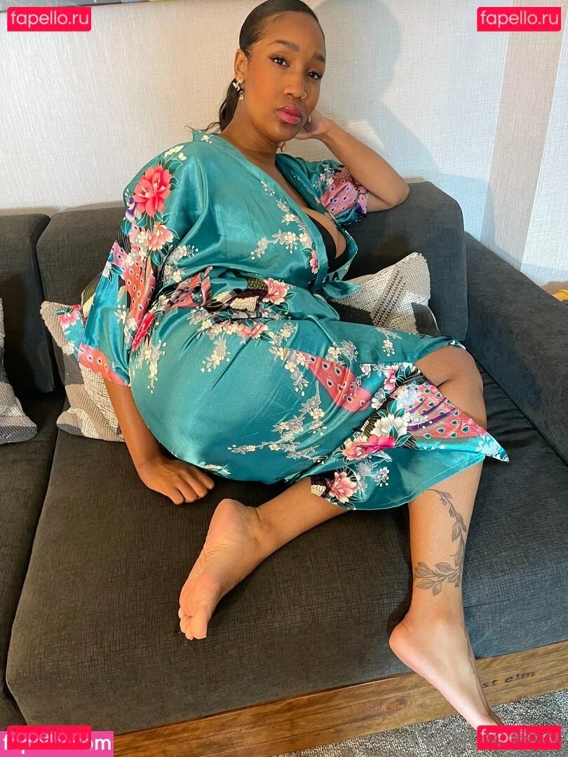 nichole.sole Onlyfans Photo Gallery 