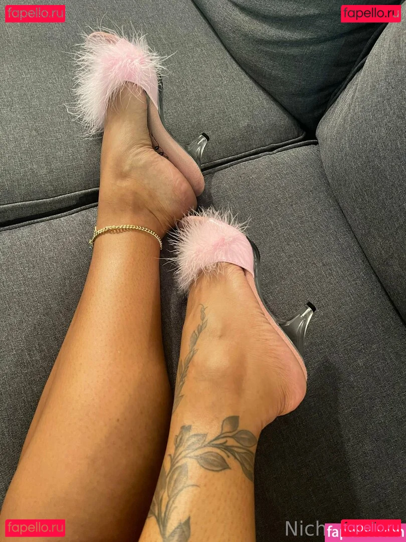 nichole.sole Onlyfans Photo Gallery 