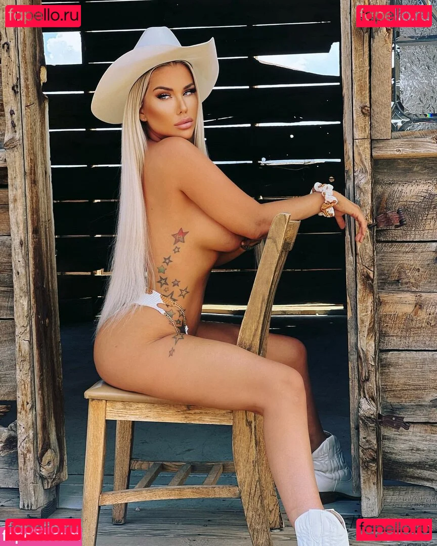 Mandy Evonne Onlyfans Photo Gallery 