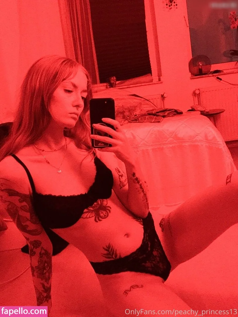 Naiadthenymph Onlyfans Photo Gallery 