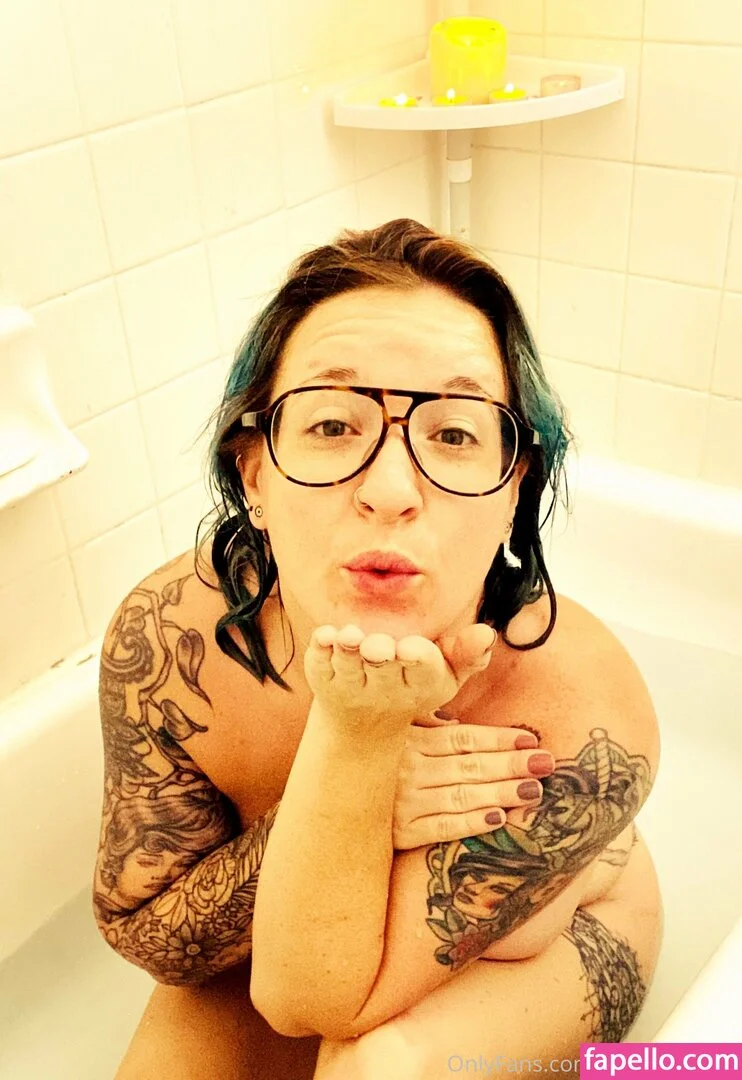 molleewaters Onlyfans Photo Gallery 