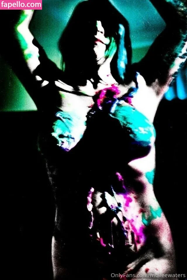 molleewaters Onlyfans Photo Gallery 