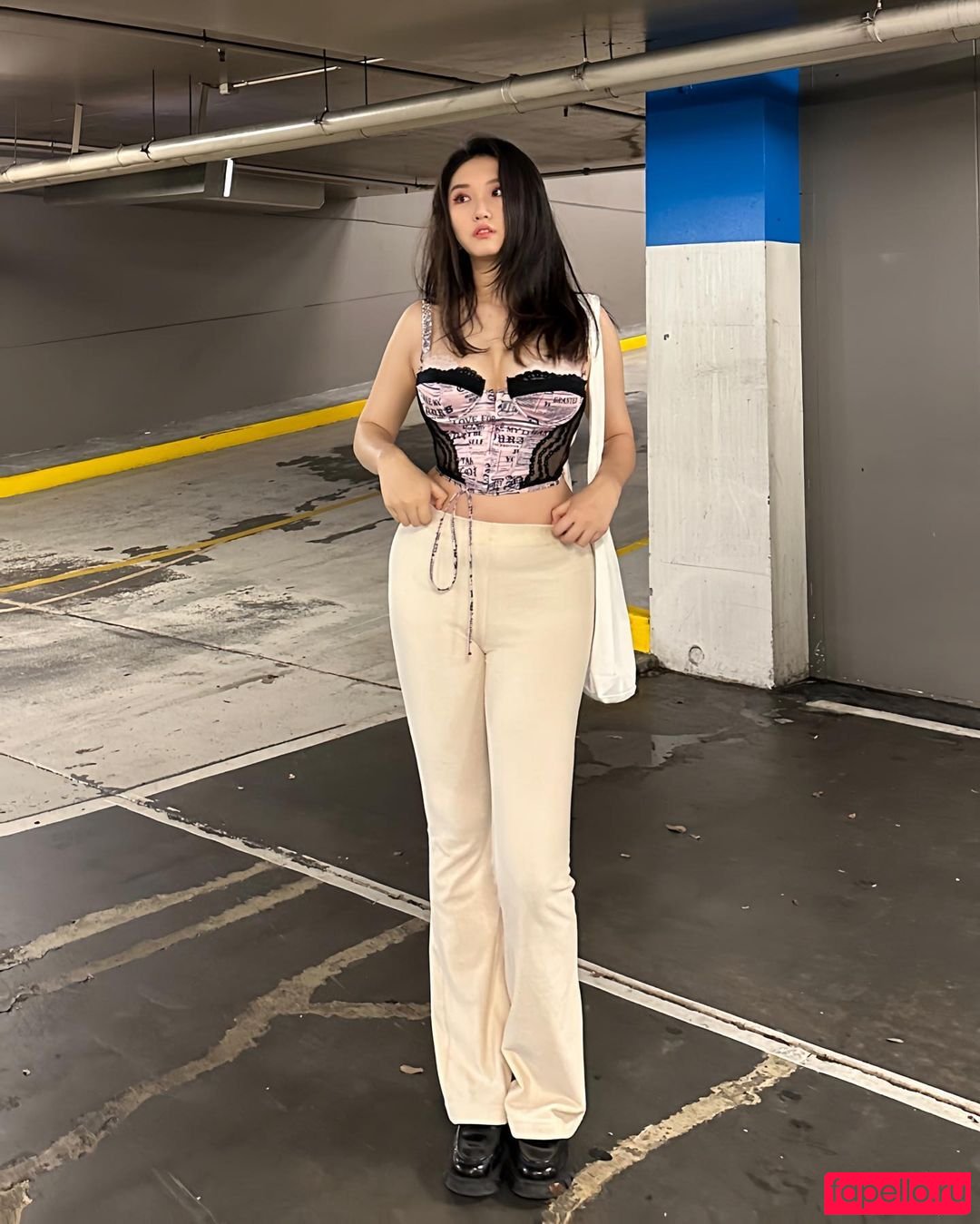 Vicki Mranrr Onlyfans Photo Gallery 