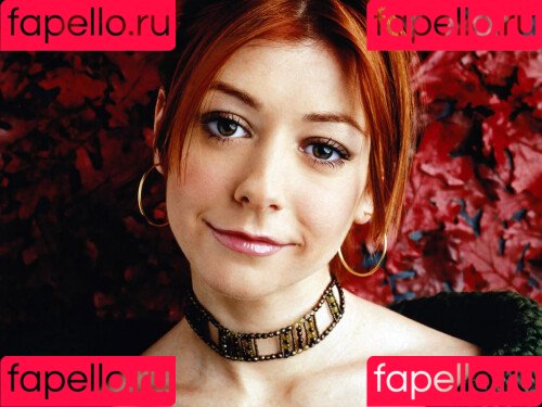 Alyson Hannigan Onlyfans Photo Gallery 