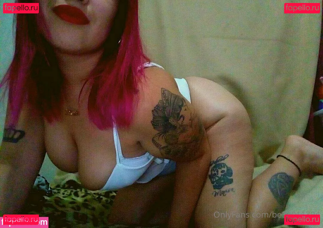 be31011304 Onlyfans Photo Gallery 