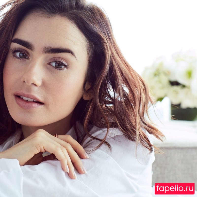 Lily Collins Onlyfans Photo Gallery 