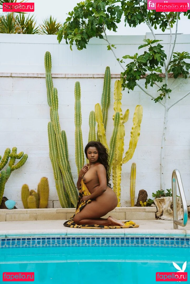 Aziza Onlyfans Photo Gallery 