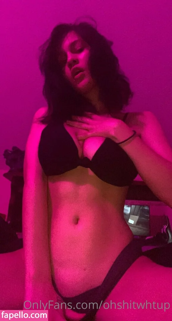 ohshitwhtup Onlyfans Photo Gallery 