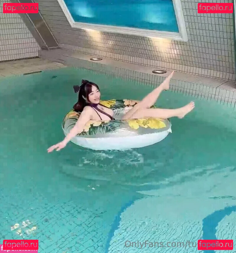 tina.ts Onlyfans Photo Gallery 