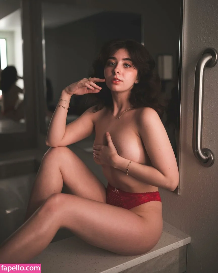 Nova Night Onlyfans Photo Gallery 