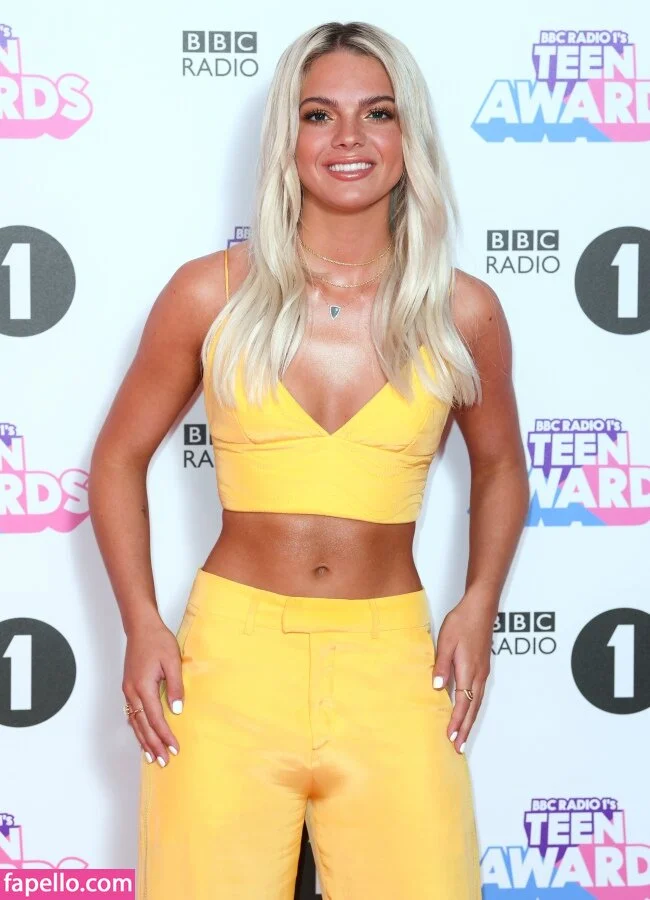 Louisa Johnson Onlyfans Photo Gallery 