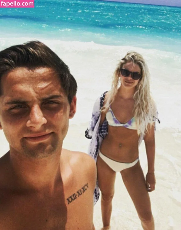 Louisa Johnson Onlyfans Photo Gallery 