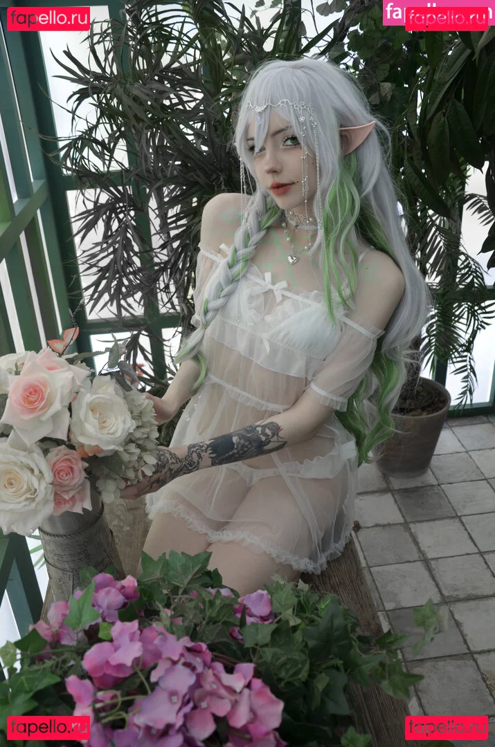 Flutterow Onlyfans Photo Gallery 