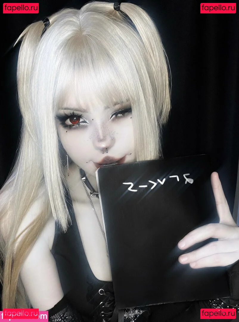 Flutterow Onlyfans Photo Gallery 