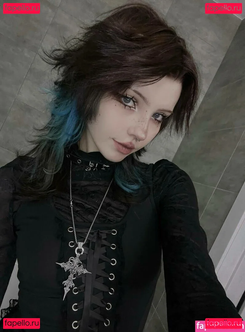 Flutterow Onlyfans Photo Gallery 