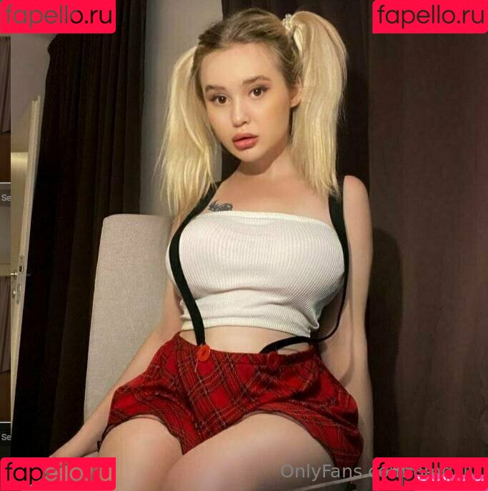 Onacasella Onlyfans Photo Gallery 