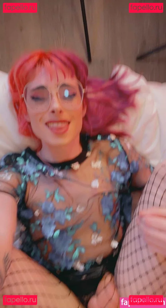 sofiemox Onlyfans Photo Gallery 