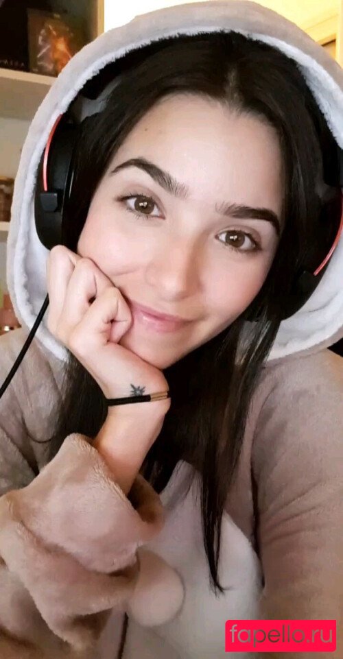 ASMR Glow Onlyfans Photo Gallery 