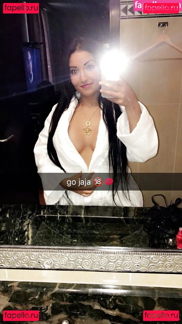 karmmah Onlyfans Photo Gallery 