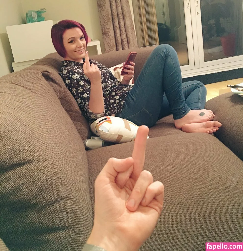 Emma Blackery Onlyfans Photo Gallery 