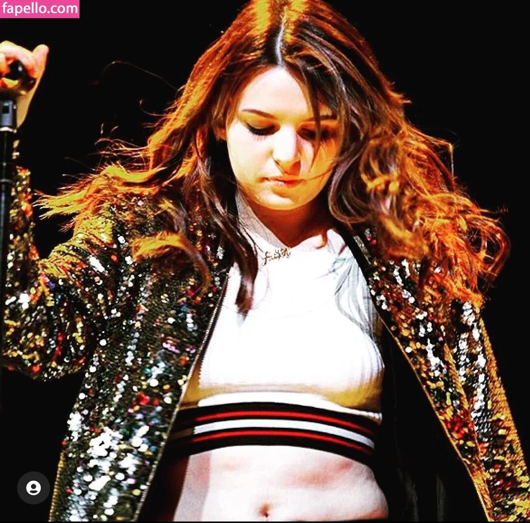 Emma Blackery Onlyfans Photo Gallery 