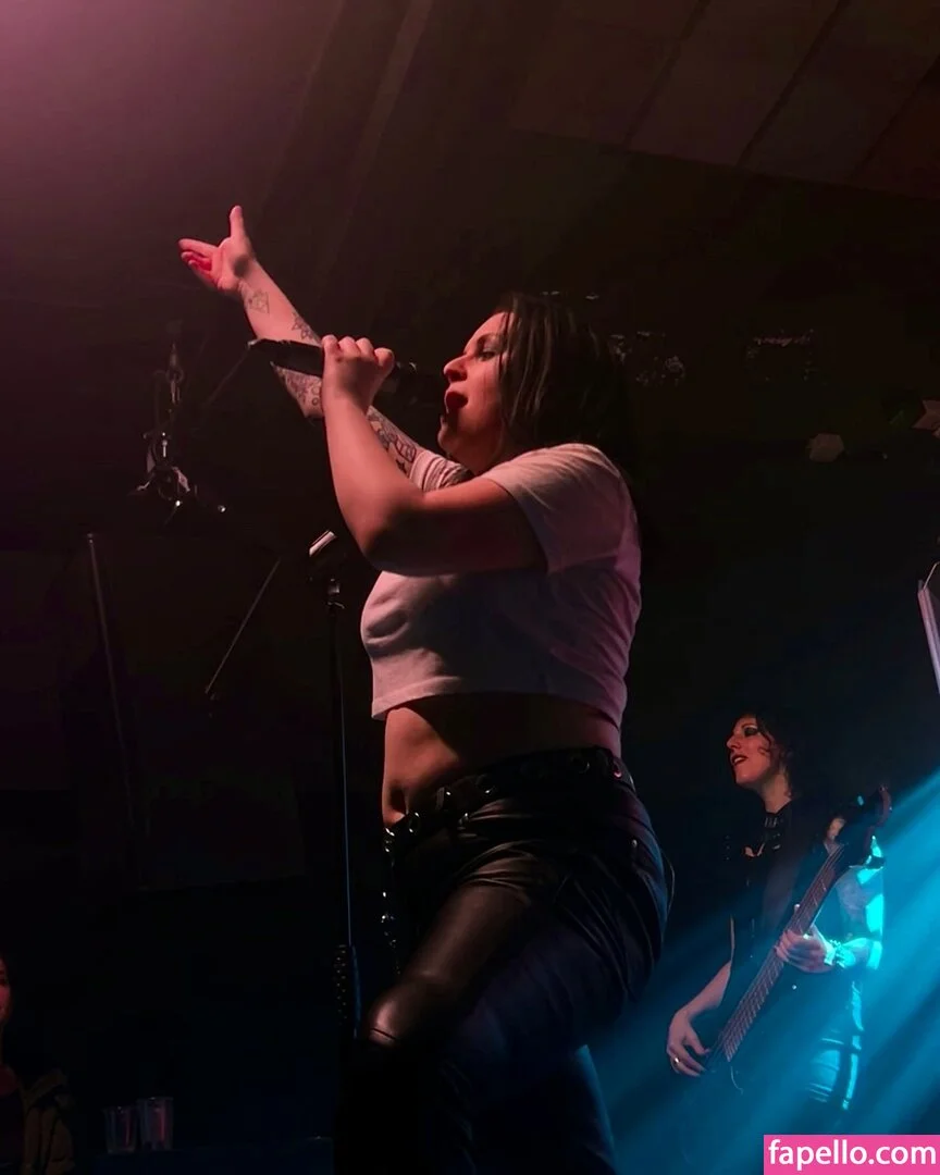 Emma Blackery Onlyfans Photo Gallery 