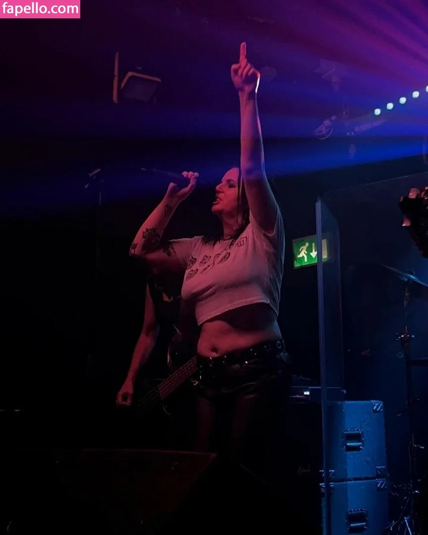 Emma Blackery Onlyfans Photo Gallery 