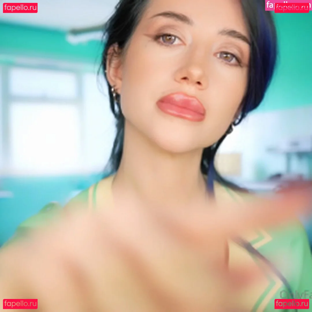 Lizzie Le Strange Onlyfans Photo Gallery 