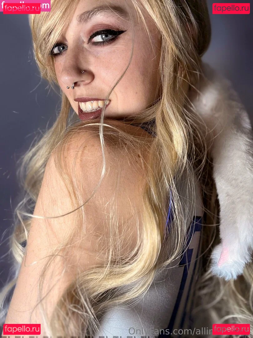 allimoona04 Onlyfans Photo Gallery 