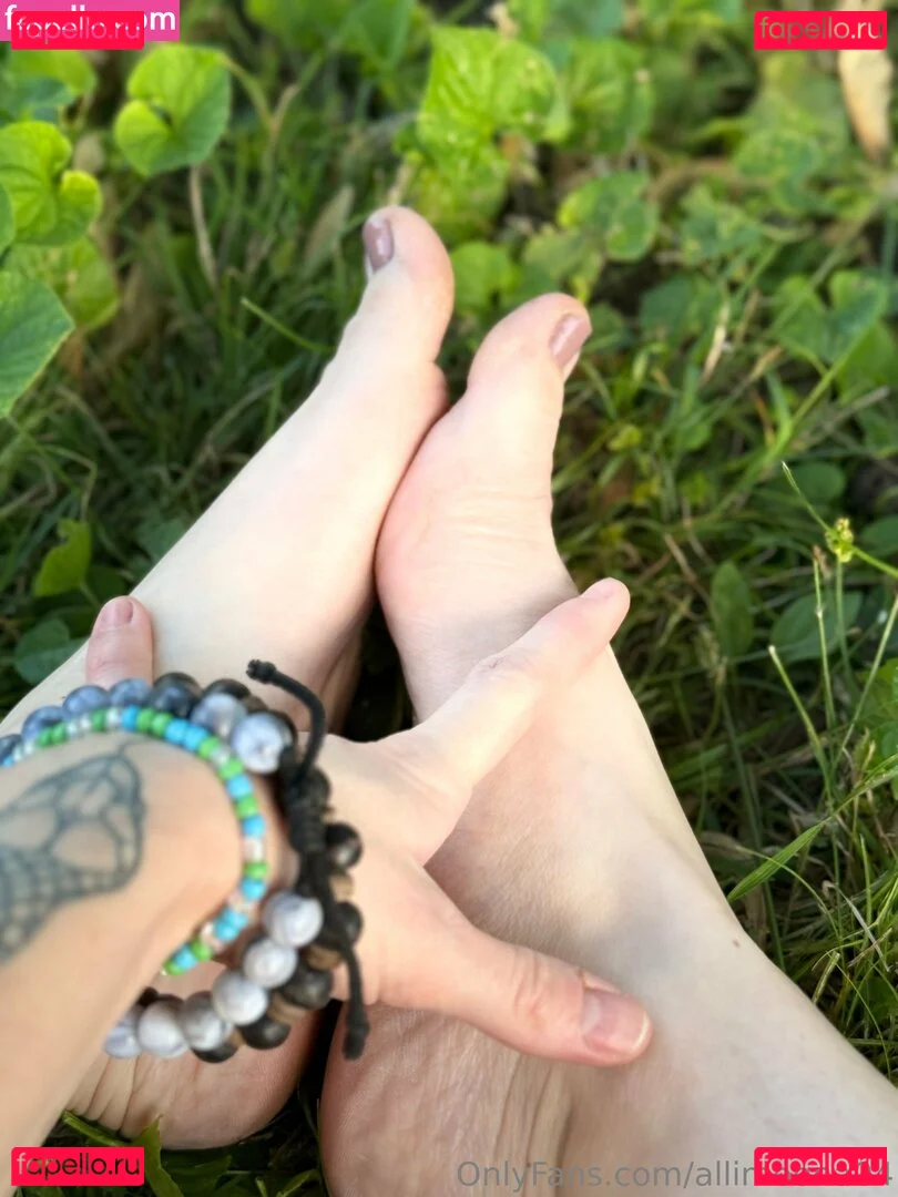 allimoona04 Onlyfans Photo Gallery 