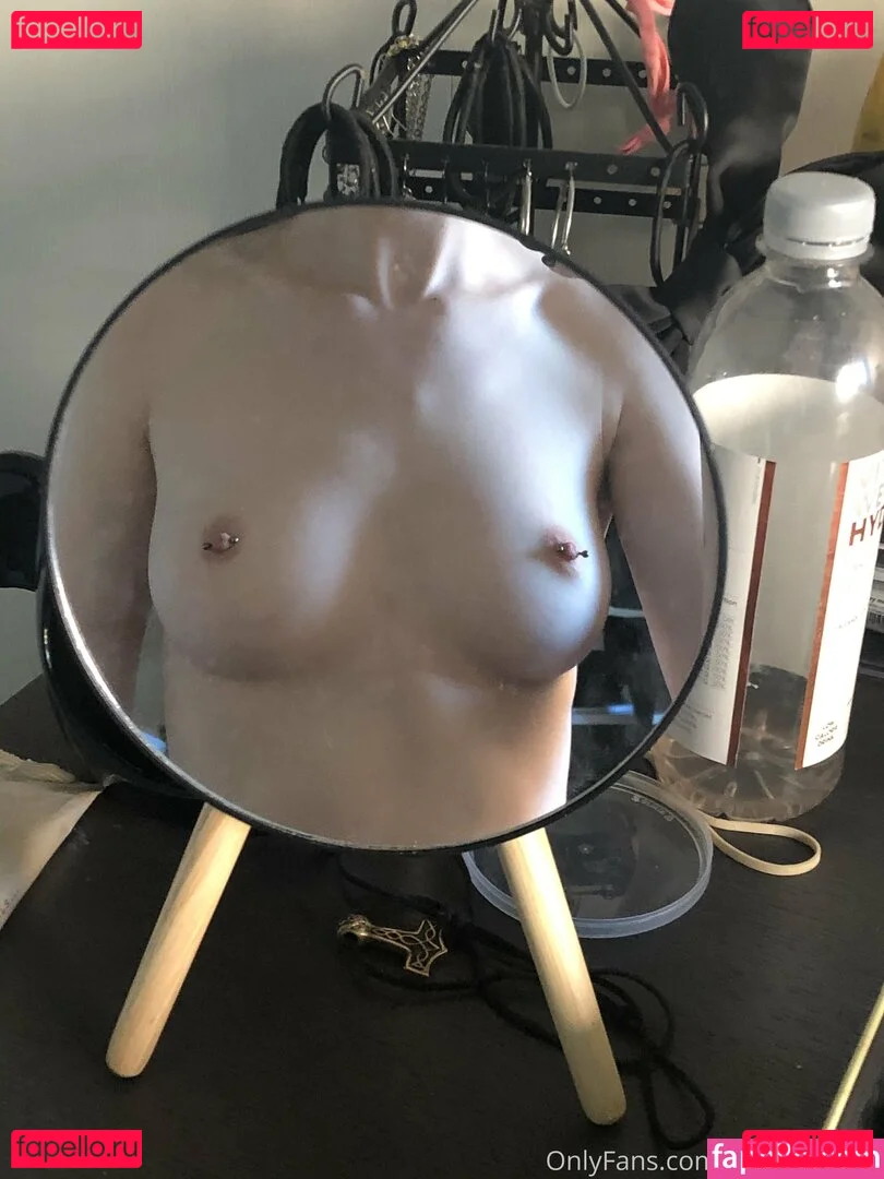 snakefoxbox Onlyfans Photo Gallery 