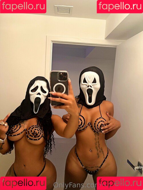 so_youjade Onlyfans Photo Gallery 