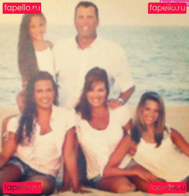 Kendall Vertes Onlyfans Photo Gallery 