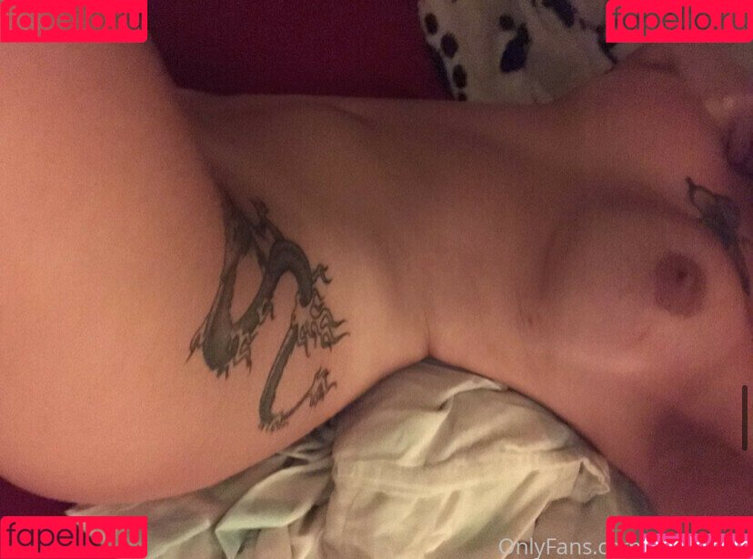 Hillary Wood Onlyfans Photo Gallery 