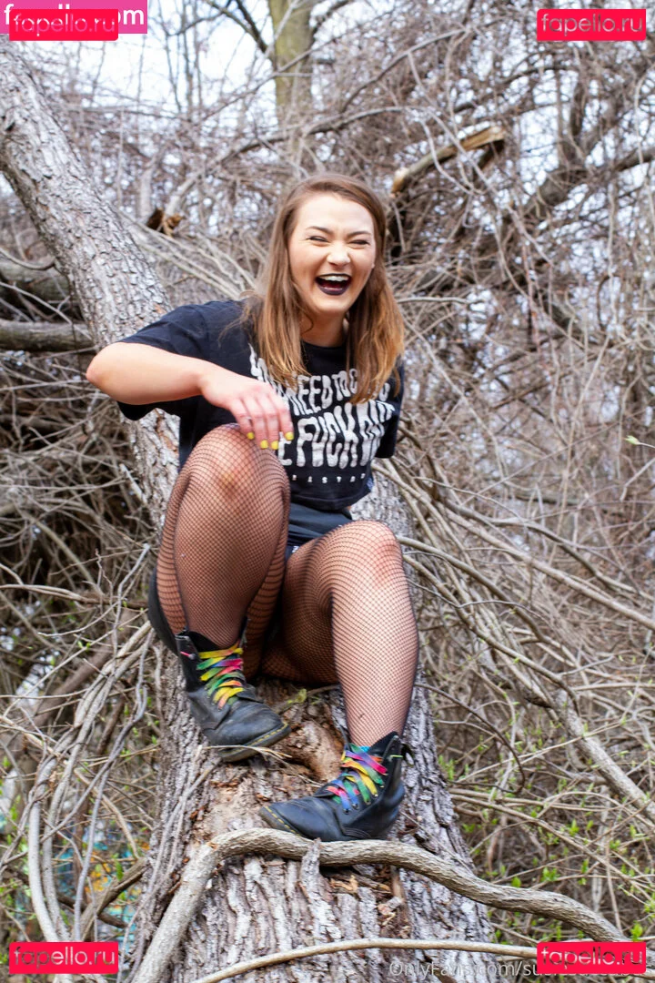 Succubus Onlyfans Photo Gallery 