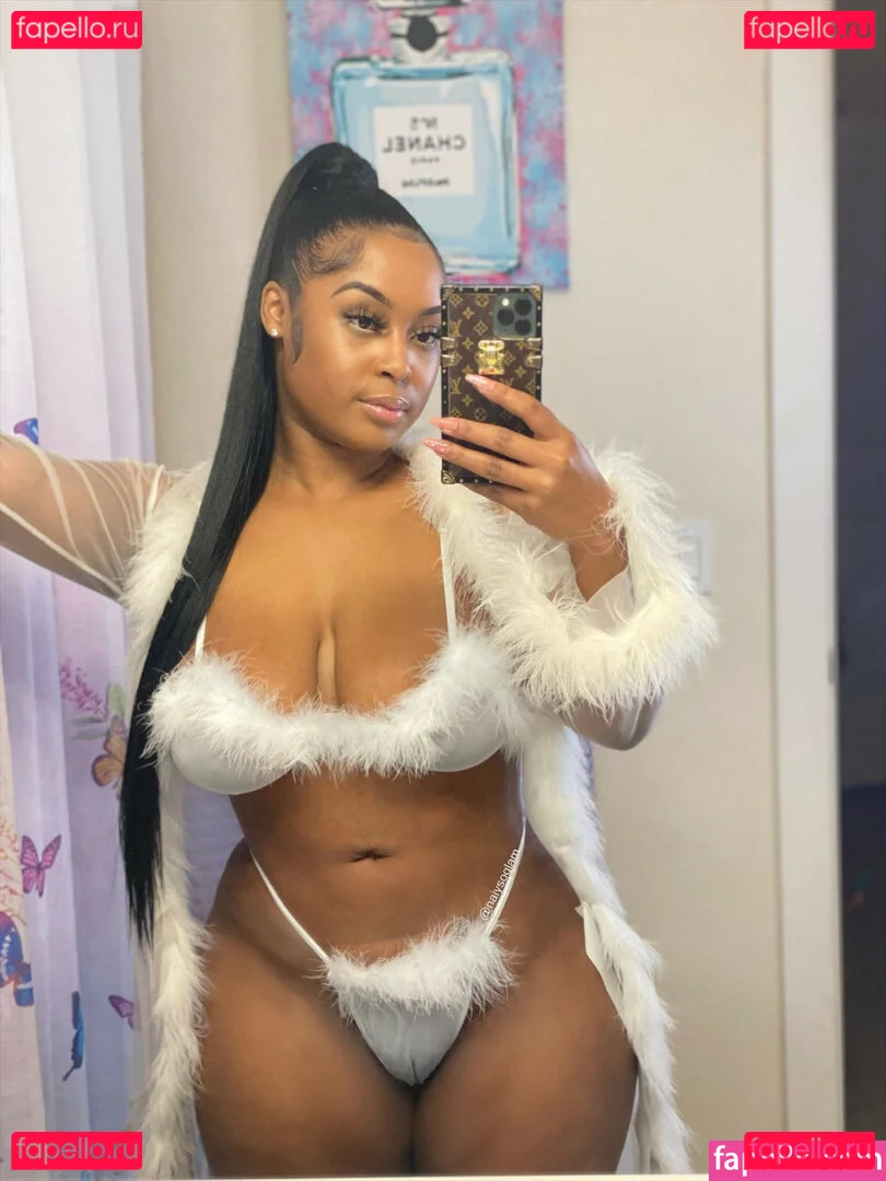 NaiySoGlam Onlyfans Photo Gallery 