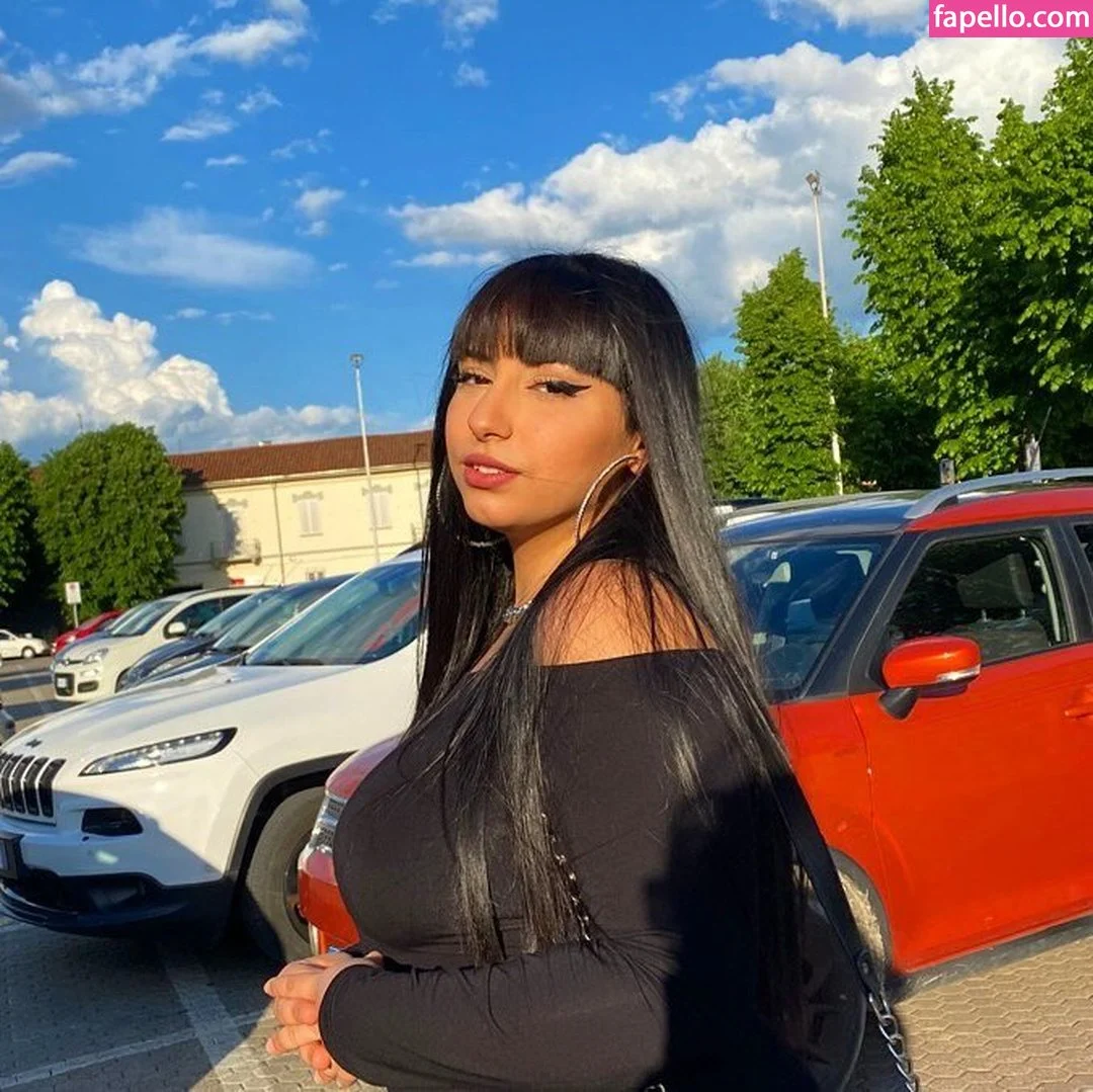 Raxien Onlyfans Photo Gallery 