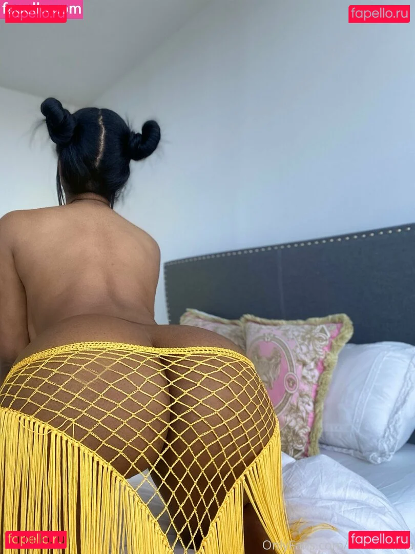 britliv Onlyfans Photo Gallery 